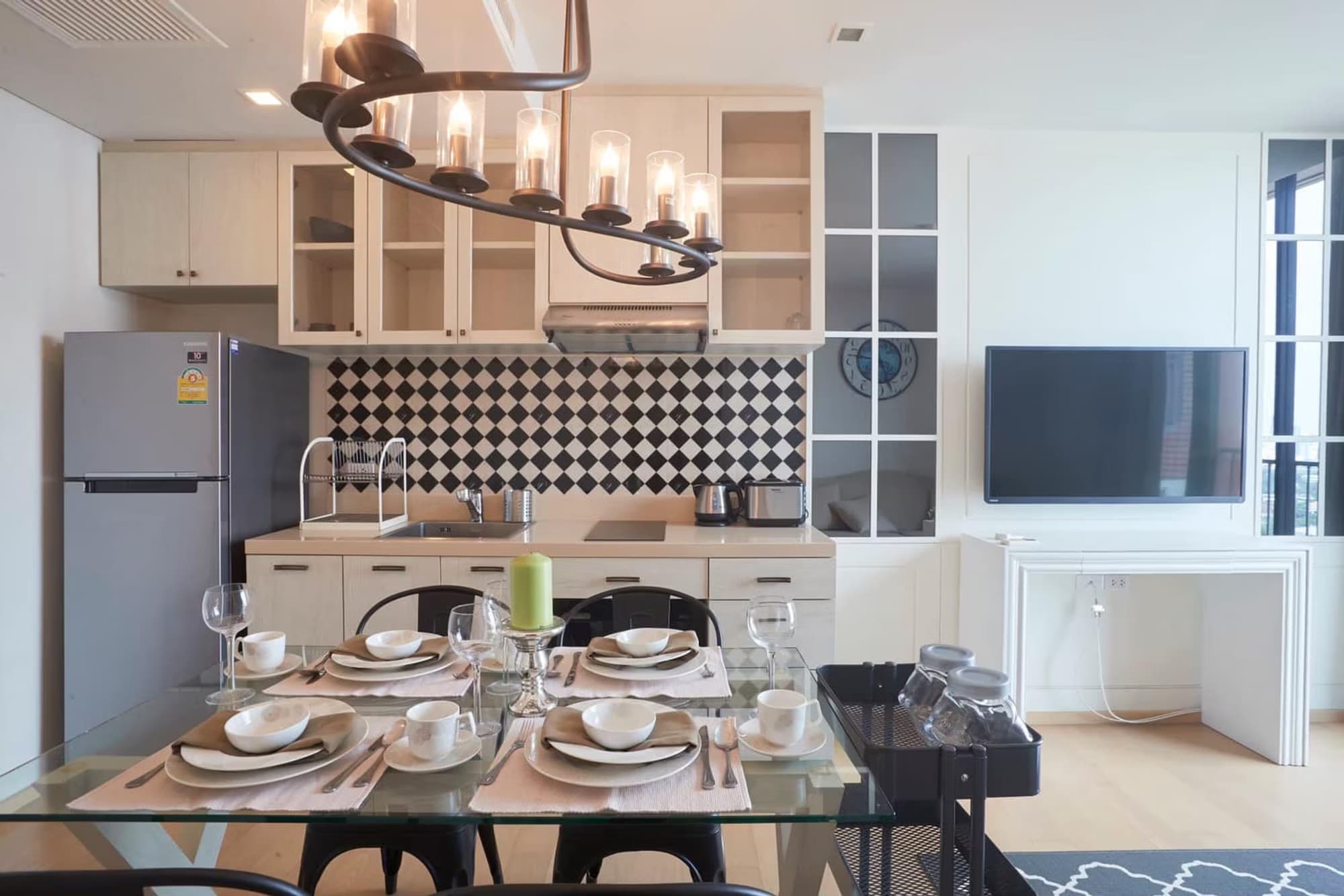 1 Bed Condo for Rent in Phaya Thai - Image 8