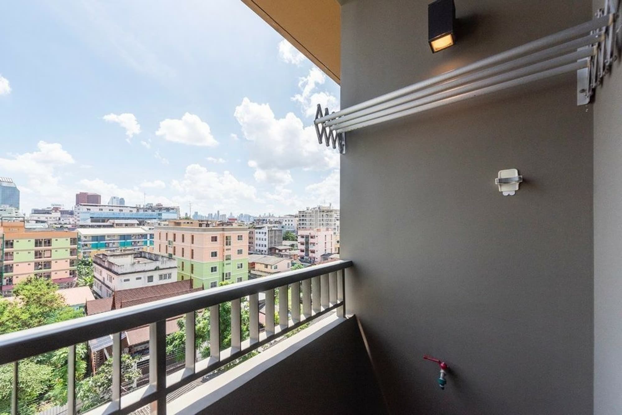1 Bed Condo for Sale in Din Daeng - Image 14