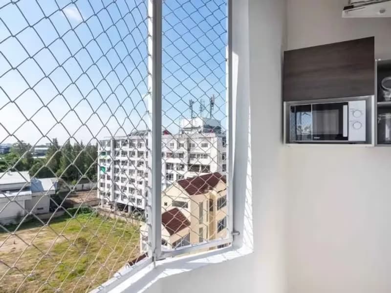 1 Bedroom Condo