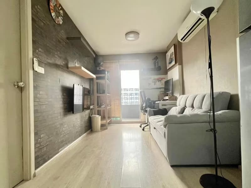 1 Bedroom Condo