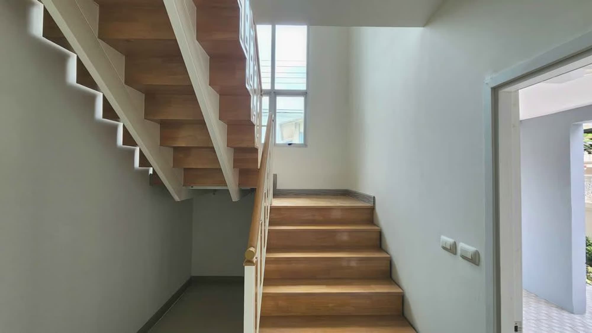 3 Bedroom House - Image 6