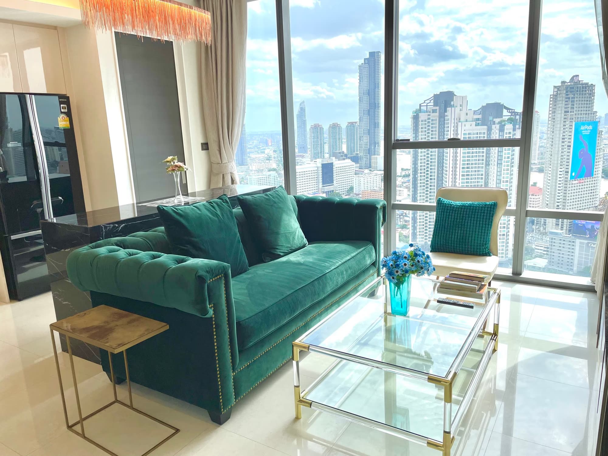 1 Bed Condo for Rent and Sale  Near Surasak BTS - Image 2