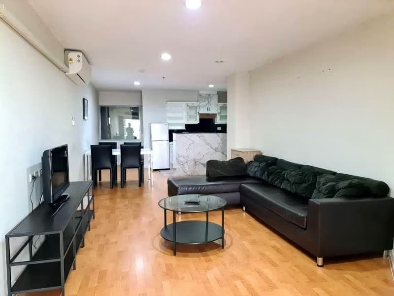 2 Bed Condo for Rent in Khlong Toei
