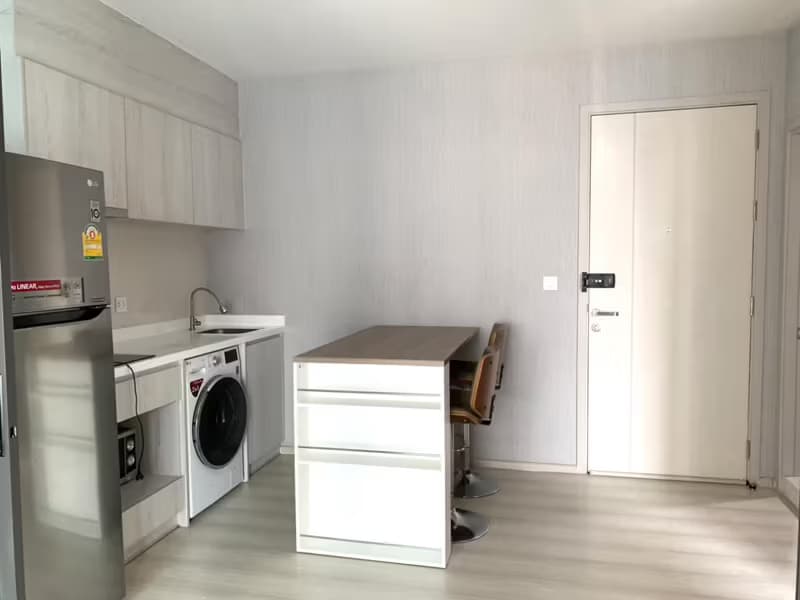  Condo for Sale at Life Sukhumvit 48
