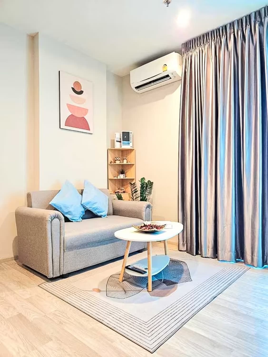 1 Bedroom Condo - Image 2