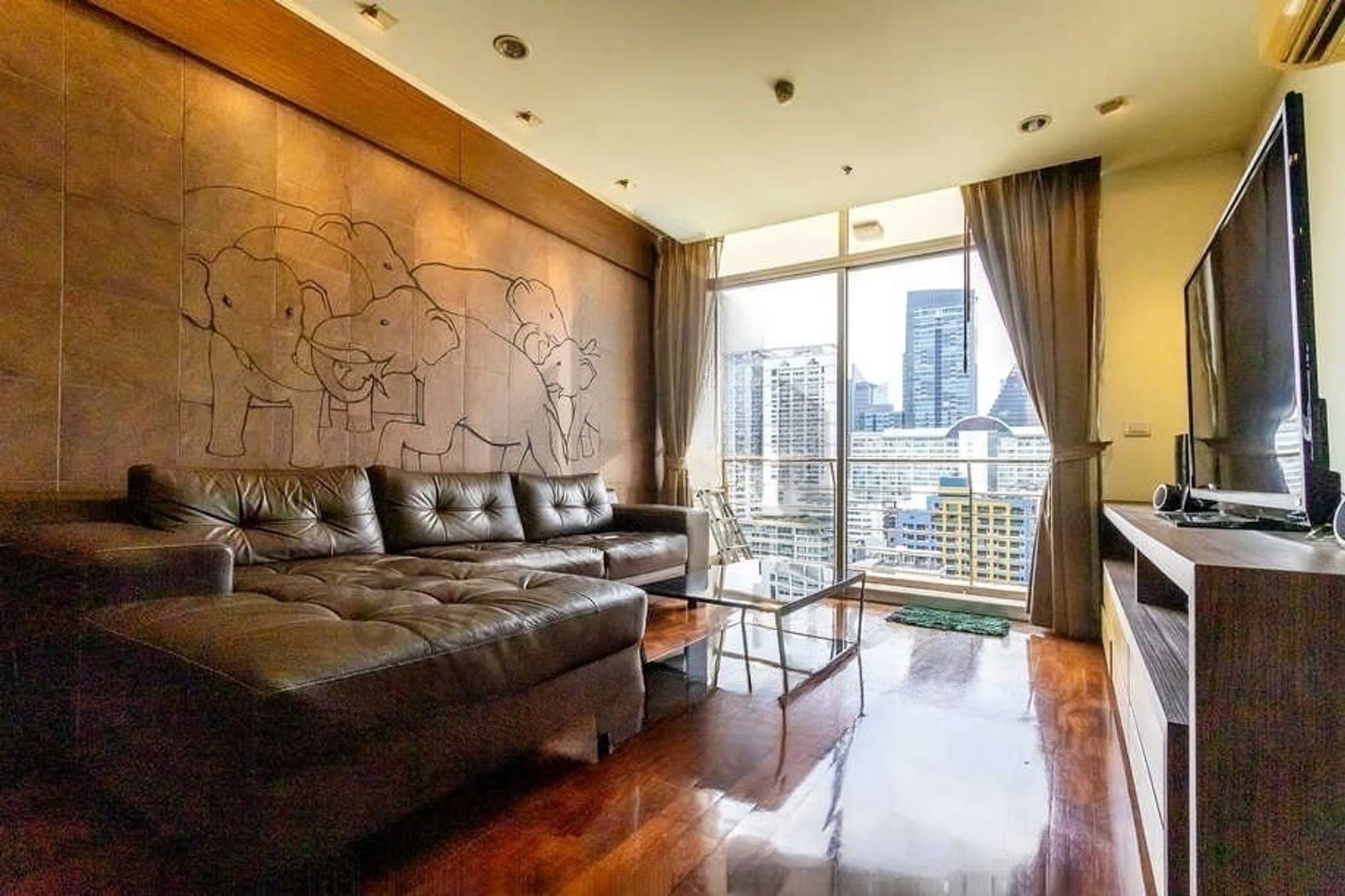 2 Bed Condo for Sale in Watthana - Image 1