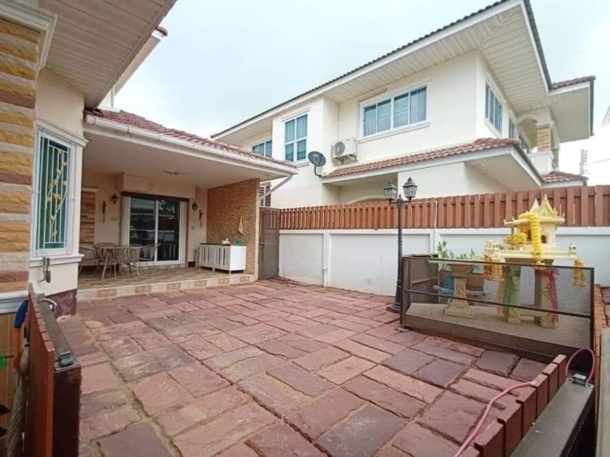 4 Bed House for Rent and Sale in San Kamphaeng District - Image 16