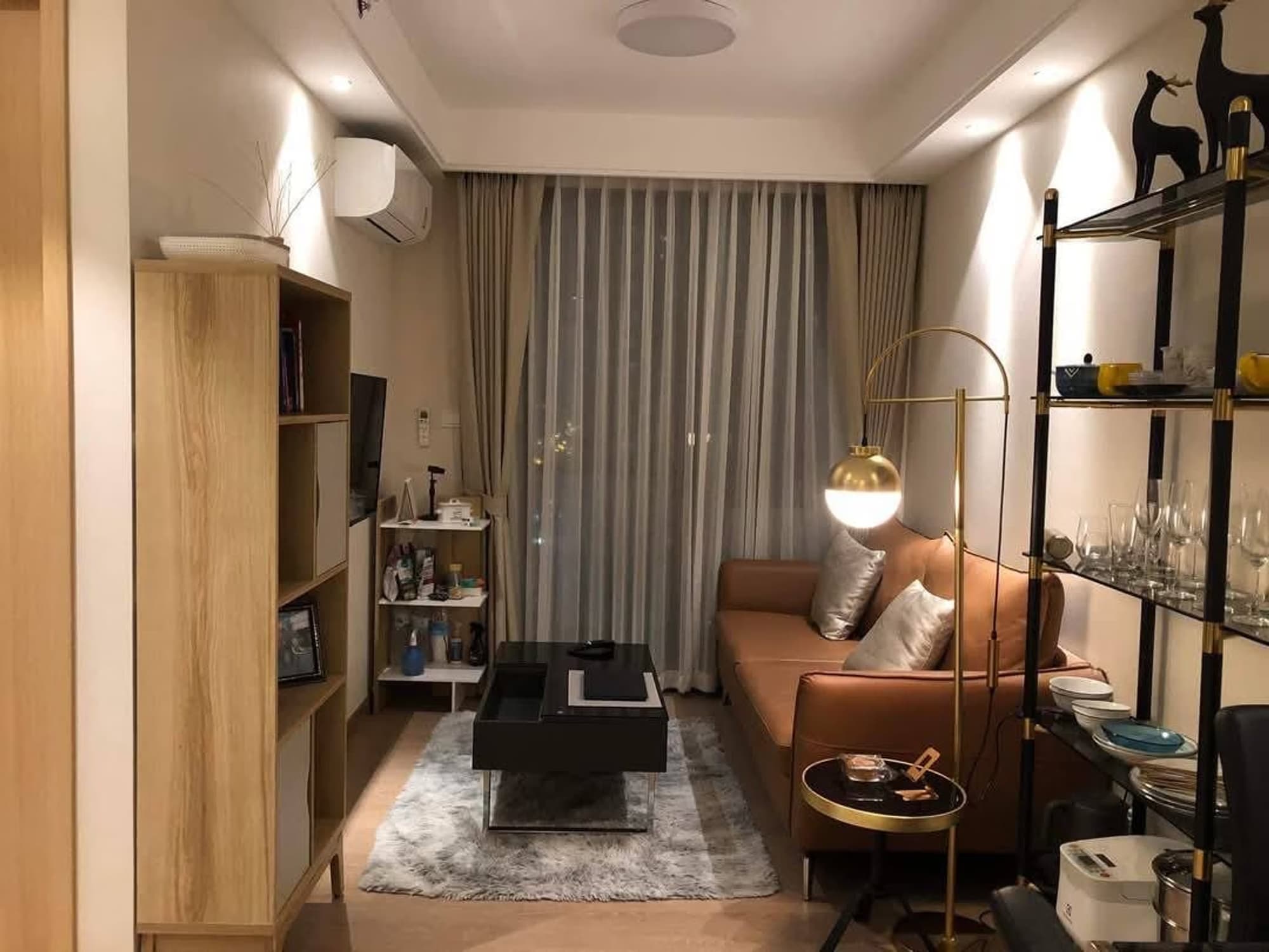 1 Bed Condo for Sale in Sathon - Image 1