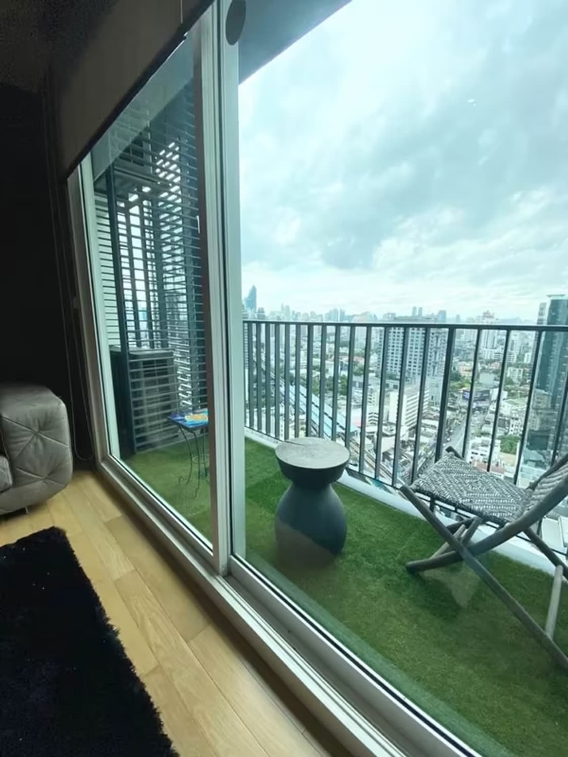  Condo for Sale at Siri at Sukhumvit Condominium - Image 9