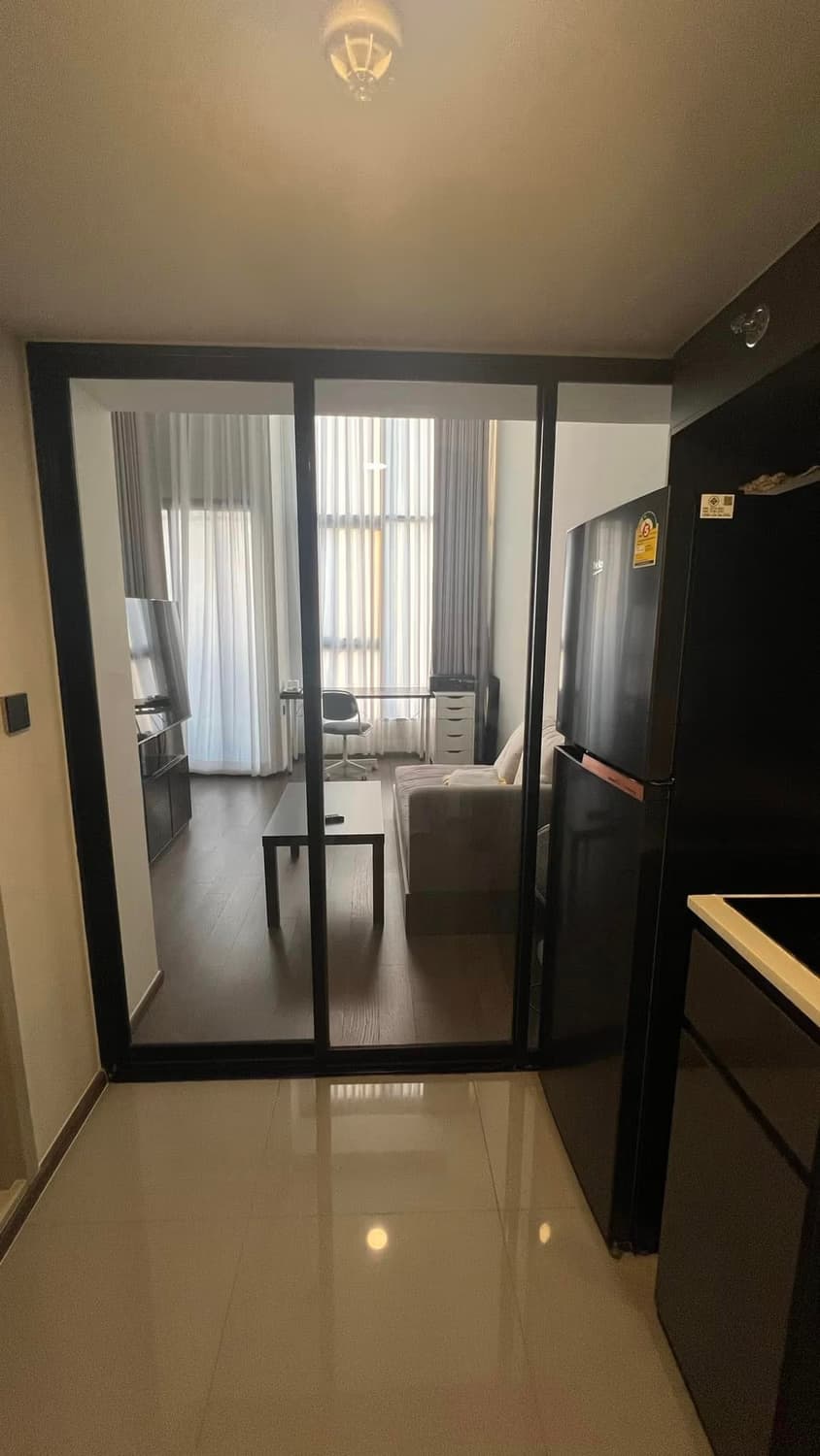 1 Bed Condo for Rent and Sale  Near Hua Lamphong MRT - Image 13