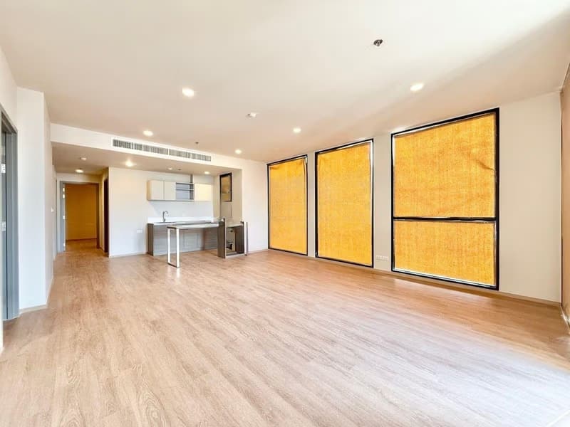 3 Bed Condo for Sale in Sathon