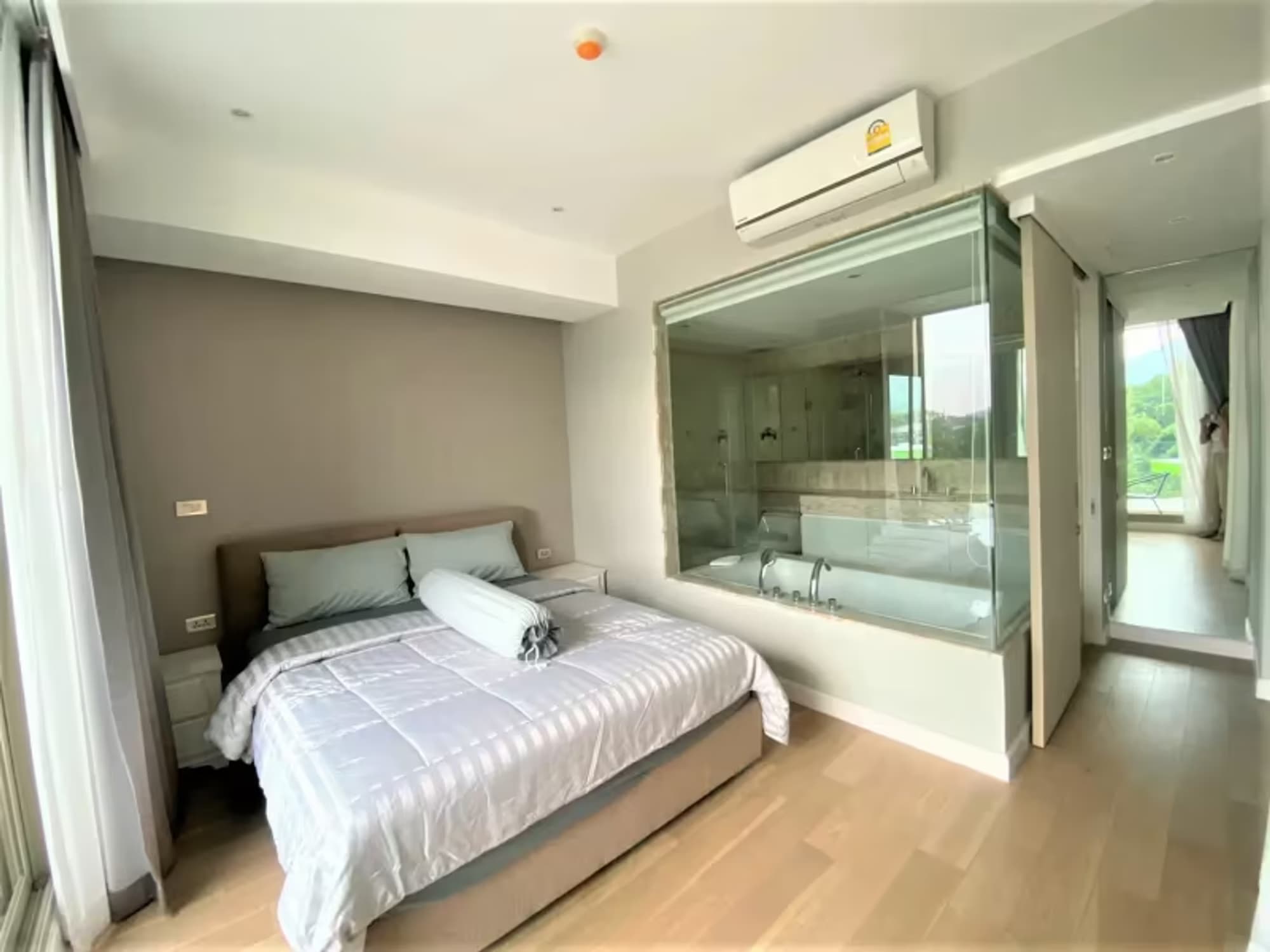 1 Bedroom Condo - Image 2