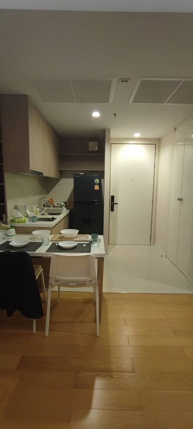 1 ห้องนอน Condo สำหรับ ขายและจำหน่าย ใกล้ Makkasan ARL - Image 2