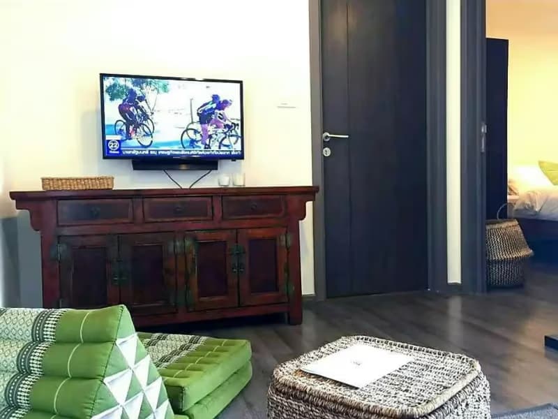 1 Bedroom Condo