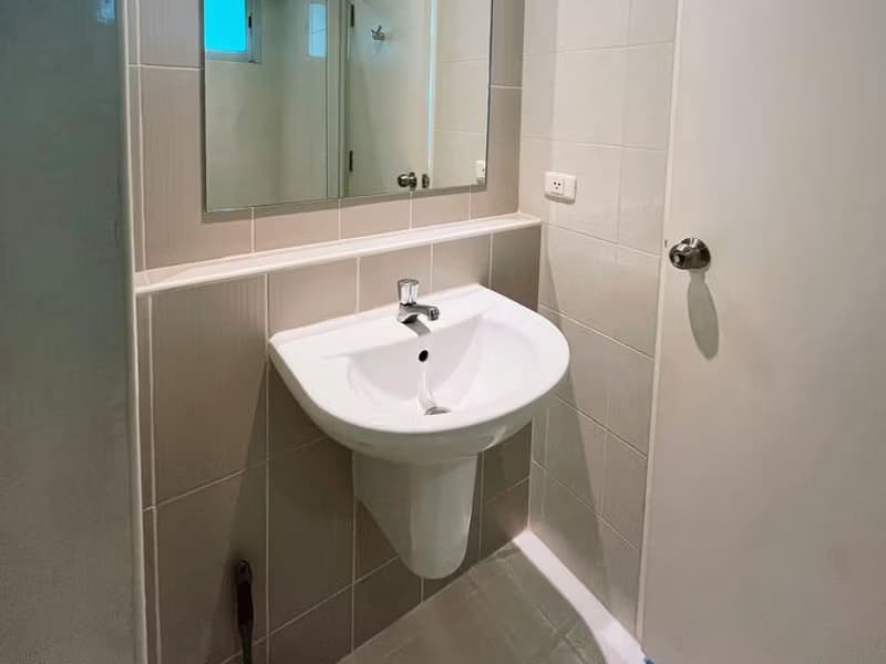 1 Bed Condo for Sale in Phra Khanong