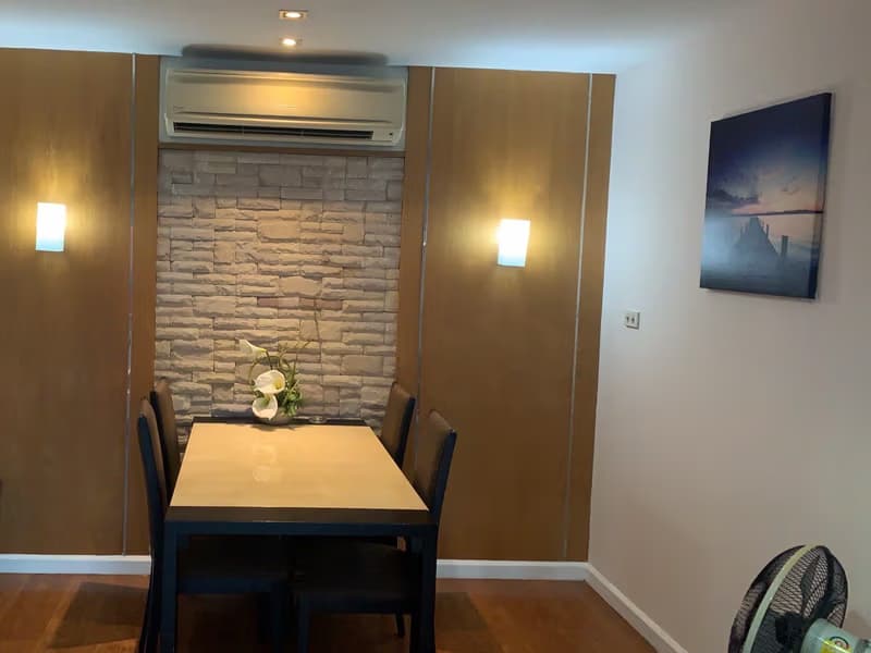 Condo for Rent at Grand Heritage Thong Lor