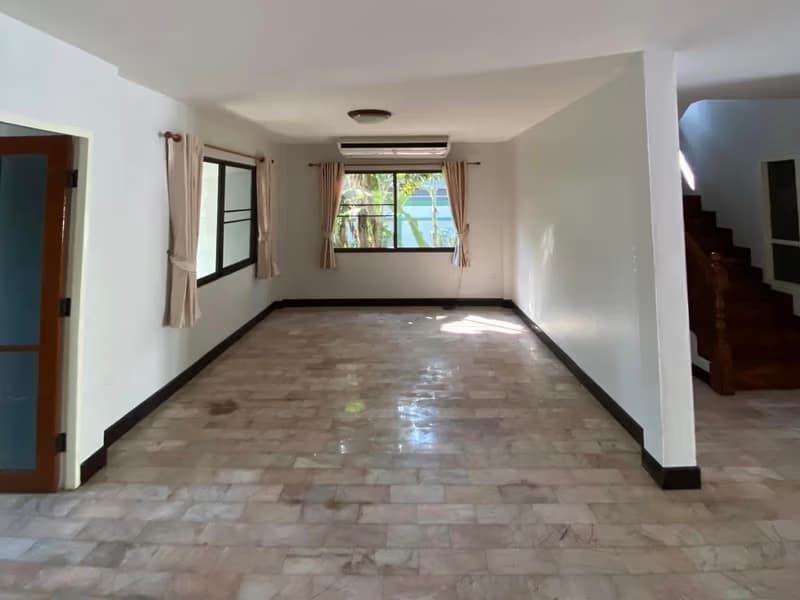 House for Rent in Talat Khwan, Doi Saket.