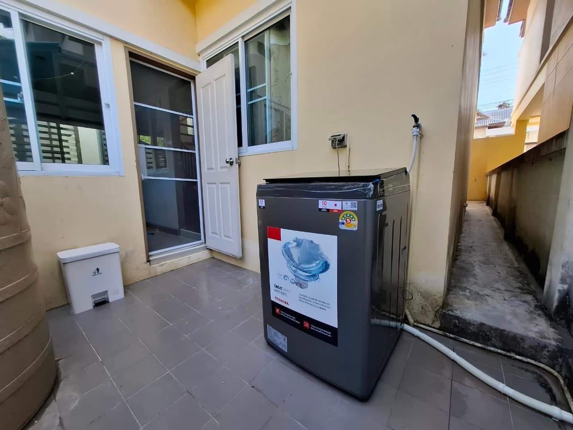4 Bed House for Rent in Mueang Chiang Mai - Image 6