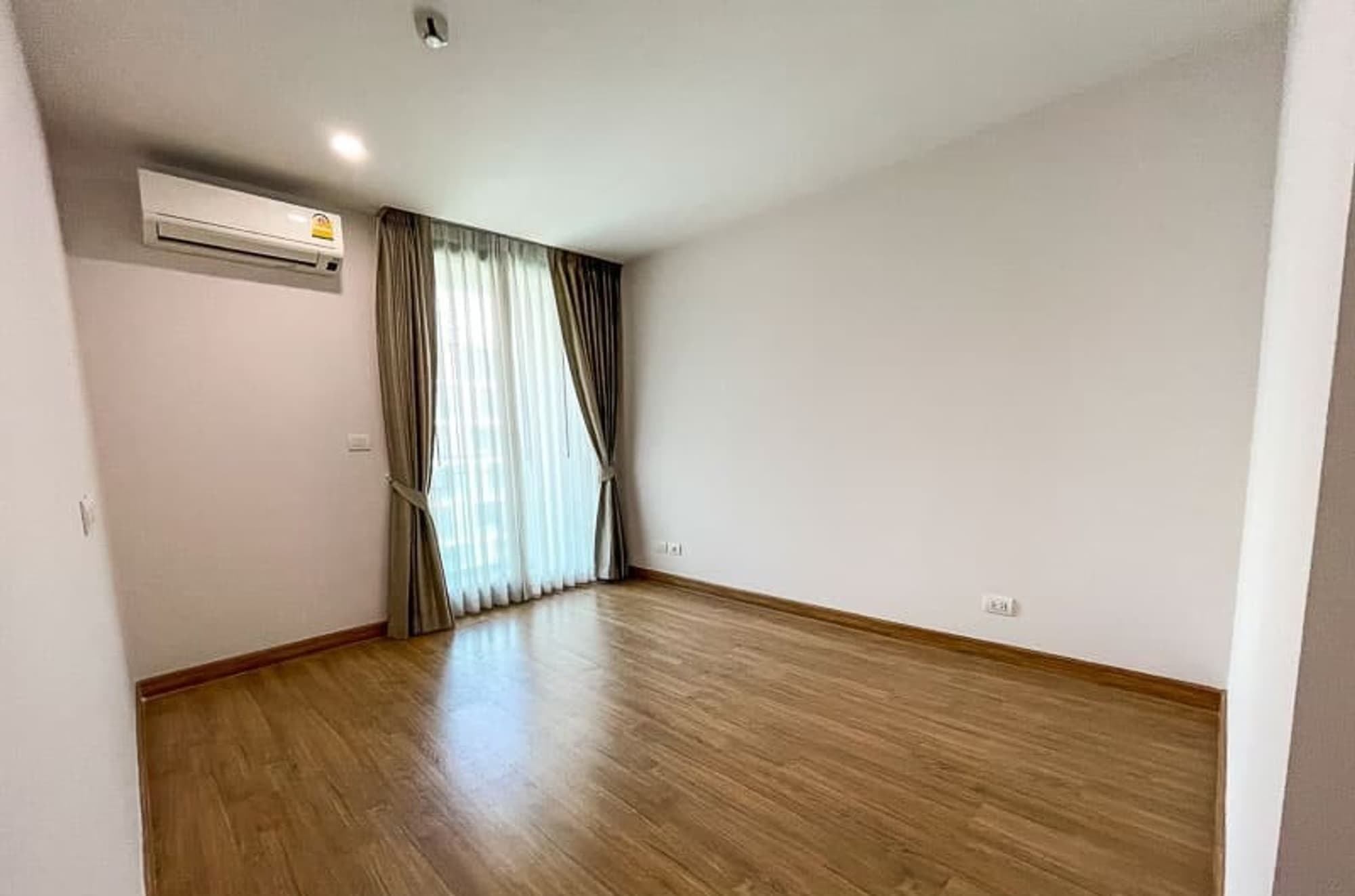 2 Bedroom Condo - Image 8