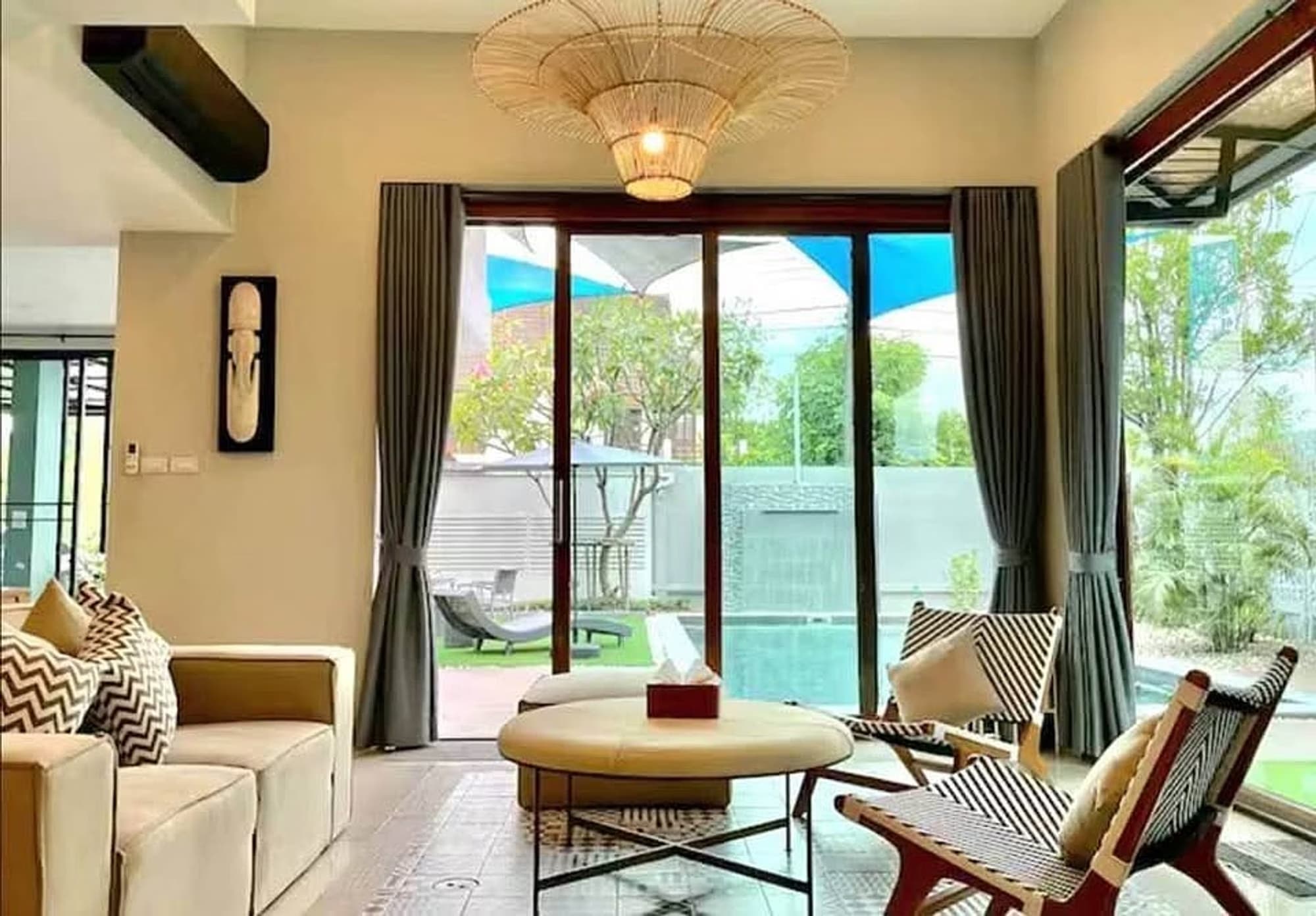 6 Bed House for Rent in San Sai - Image 6