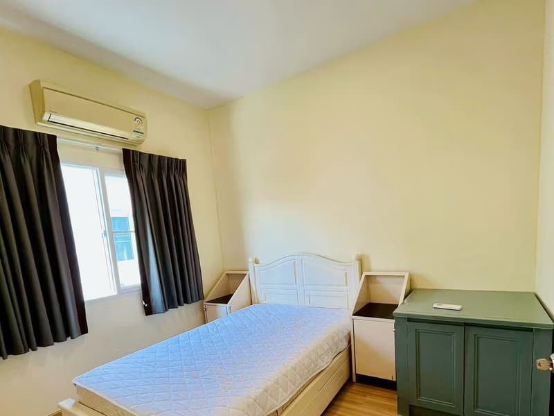 3 Bed Townhouse for Rent and Sale in Bang Phli