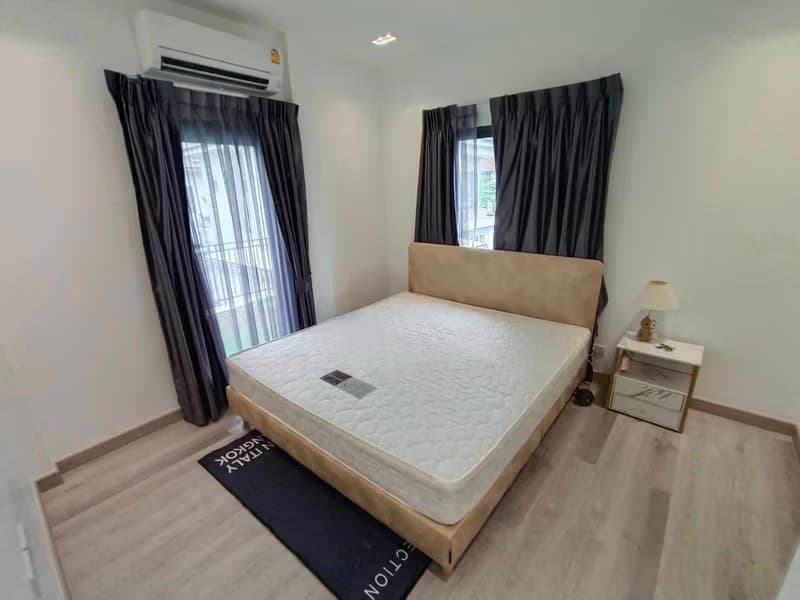 4 Bed House for Rent and Sale in Bang Kapi
