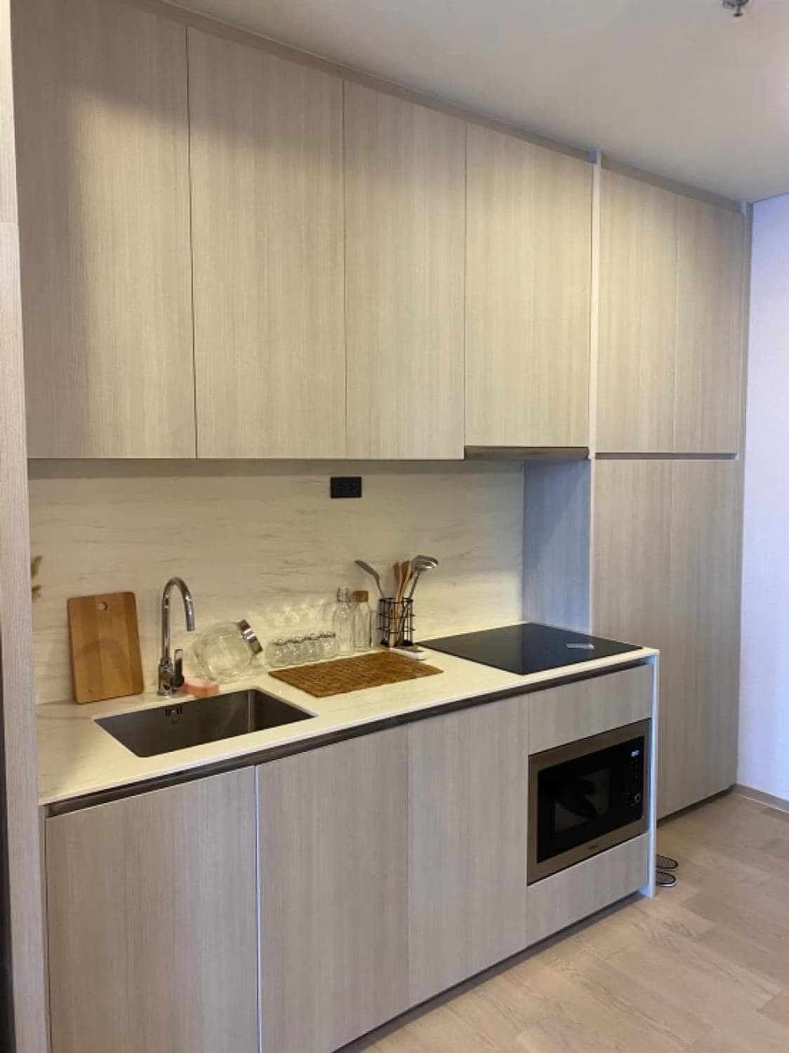 2 Bed Condo for Rent  Near Ekkamai BTS - Image 4