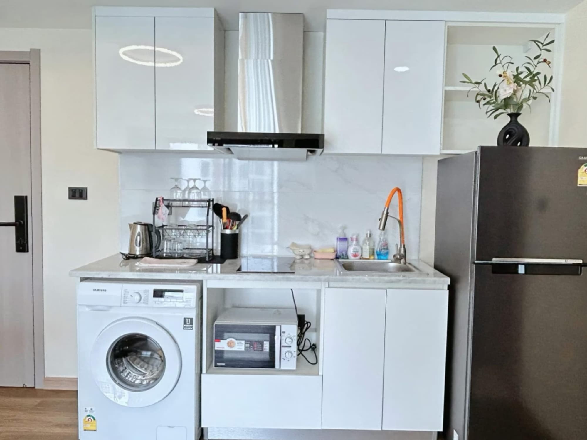 1 ห้องนอน คอนโด สำหรับ จำหน่าย ใน San Sai - Image 2