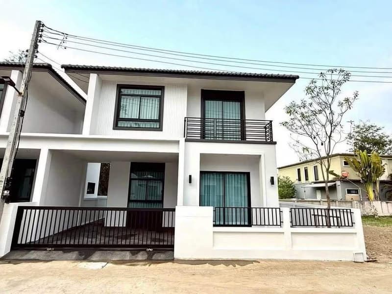 3 Bed House for Rent and Sale in Hang Dong District