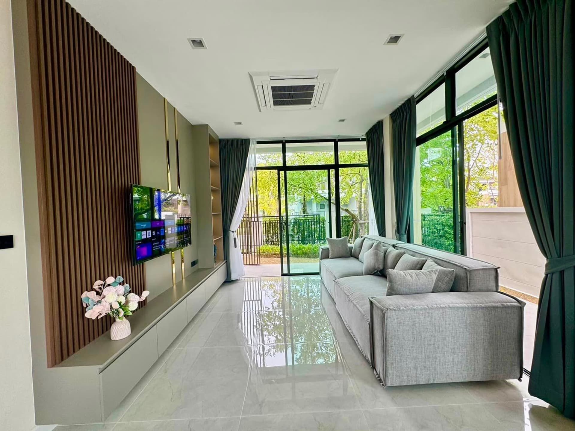 Bangkok Boulevard Bangna Km.5 - Image 2