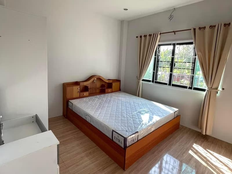 3 Bed House for Rent in undefined