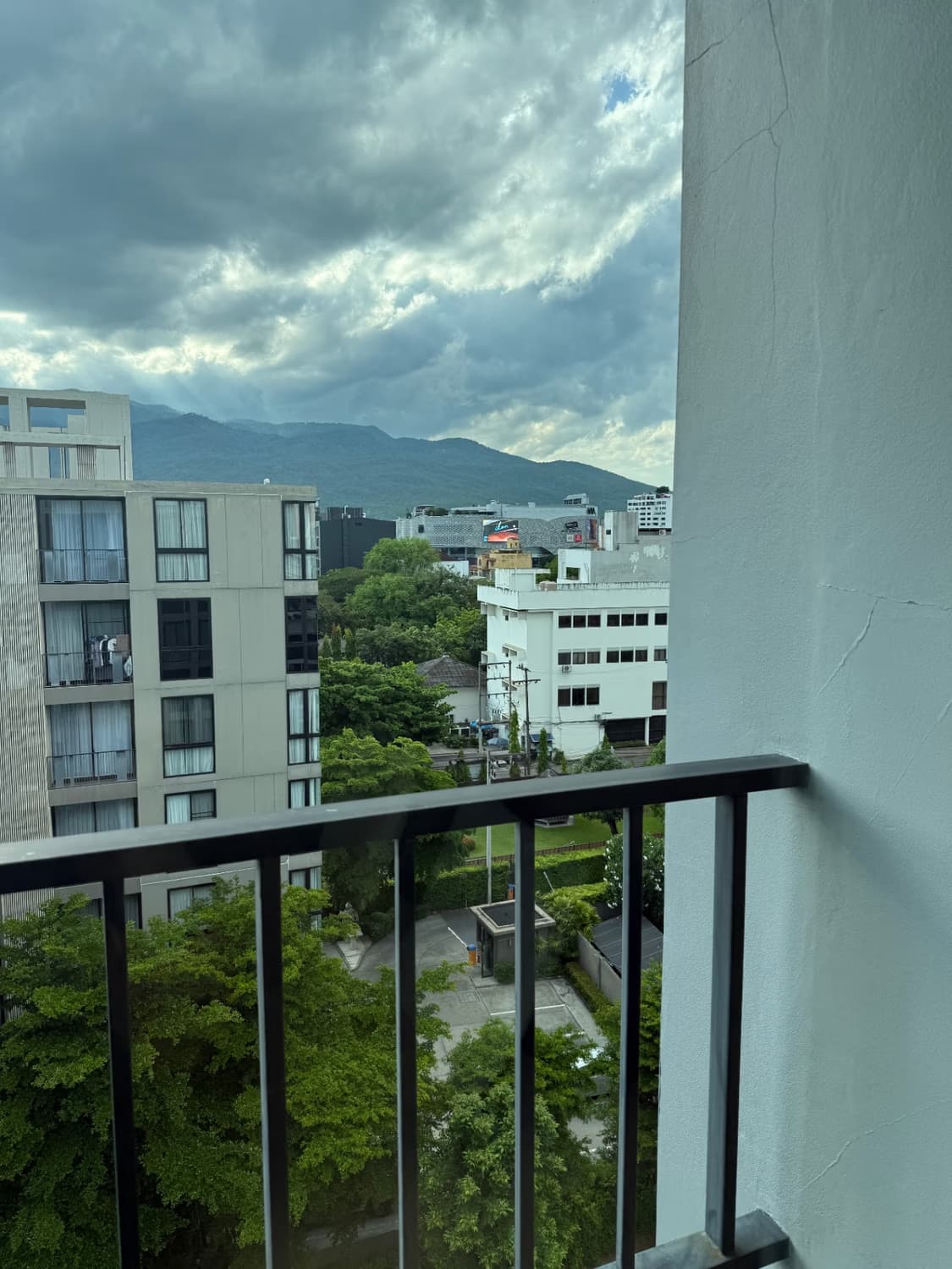 2 Bed Condo for Rent and Sale in Mueang Chiang Mai - Image 13