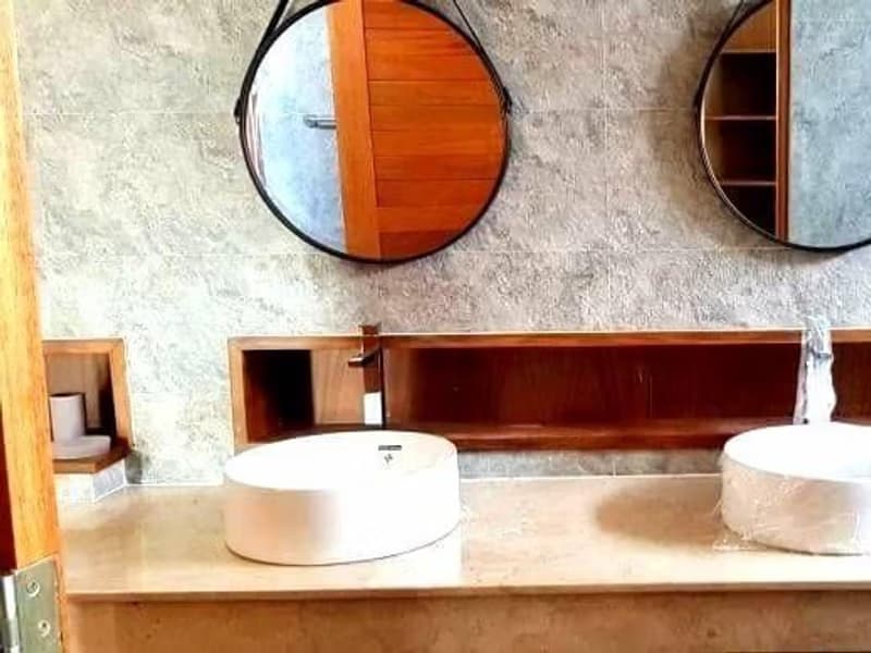 5 Bed House for Rent and Sale in San Sai District