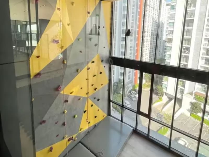 1 Bedroom Condo
