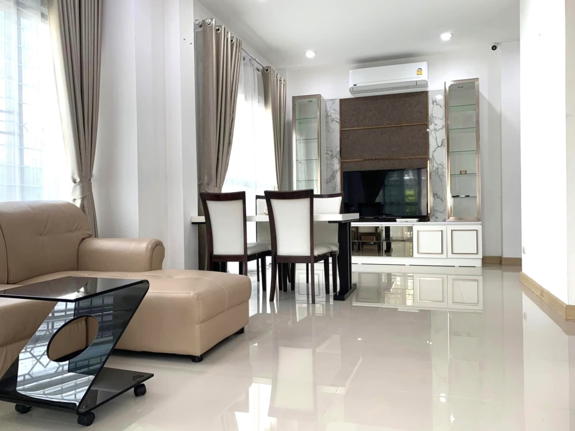 3 Bed House for Rent in San Sai - Image 4