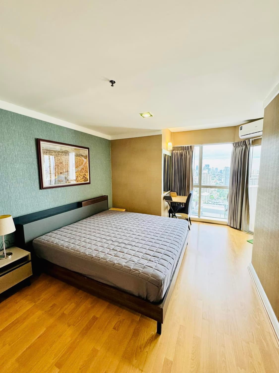 2 Bed Condo for Rent in Khlong Toei - Image 3