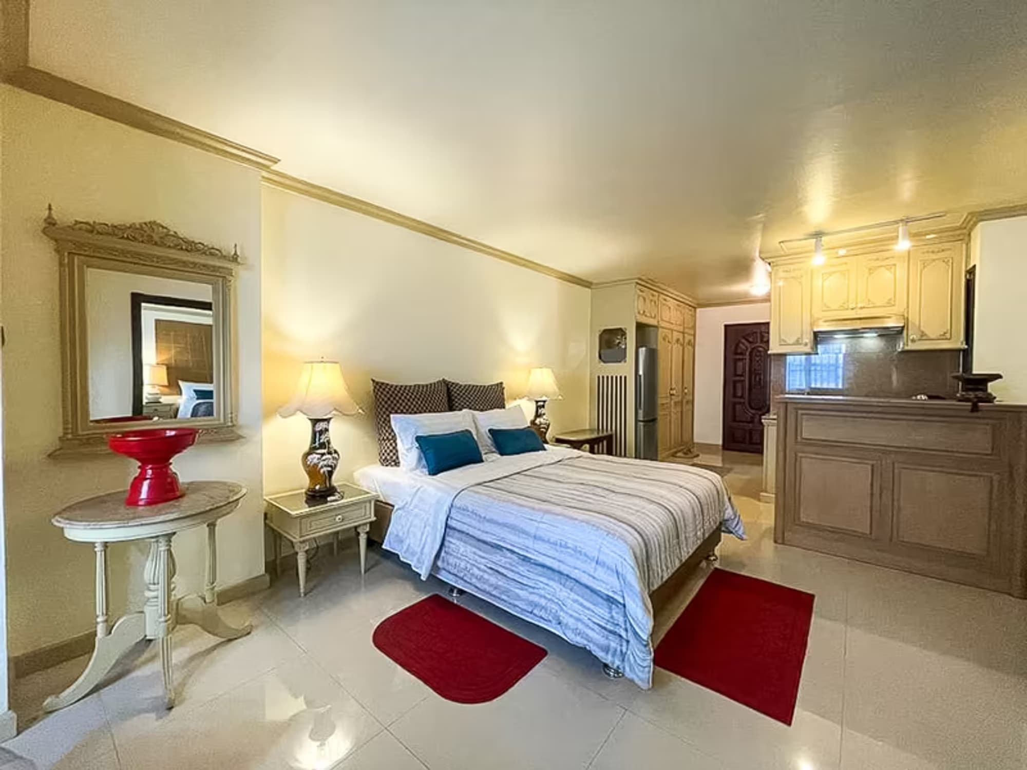 2 Bedroom Condo - Image 1