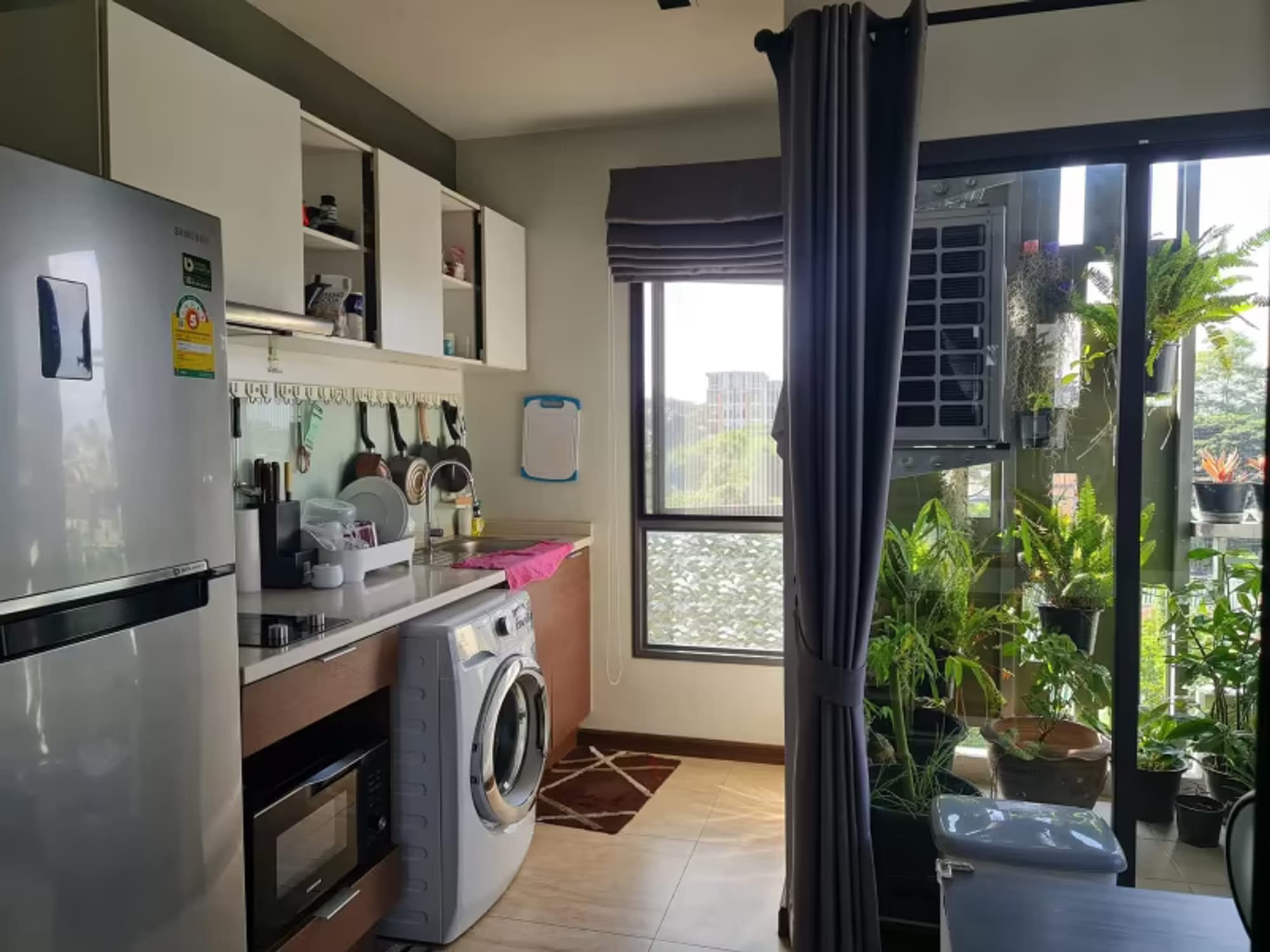 3 Bedroom Condo - Image 6