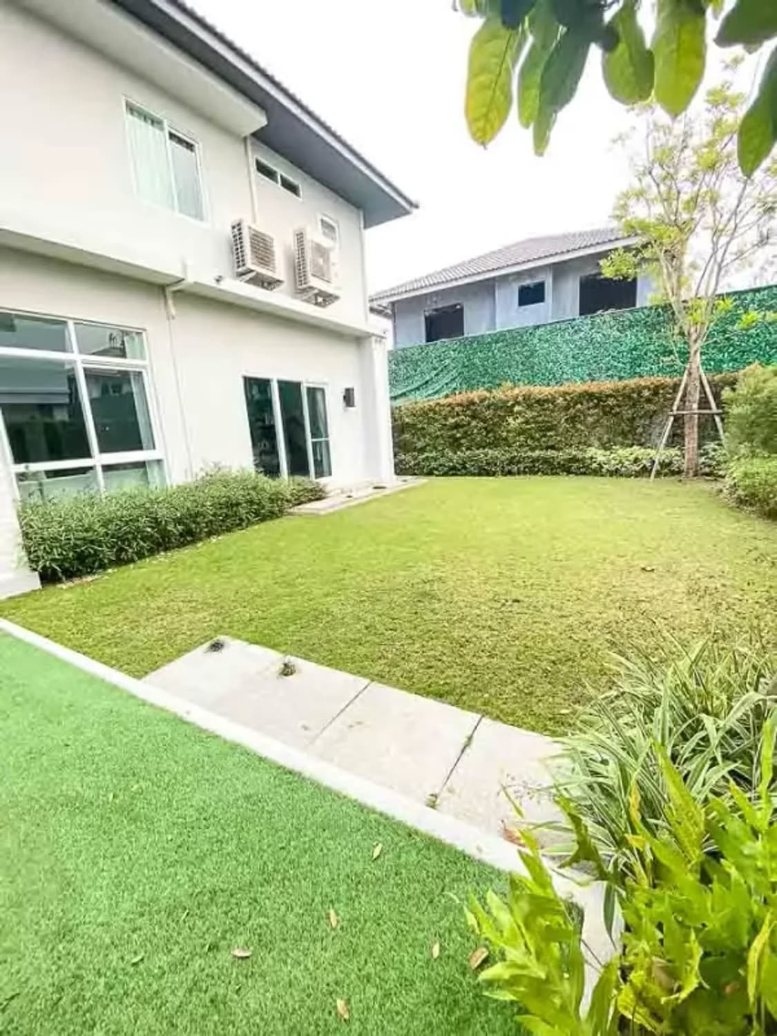 4 Bedroom House - Image 42
