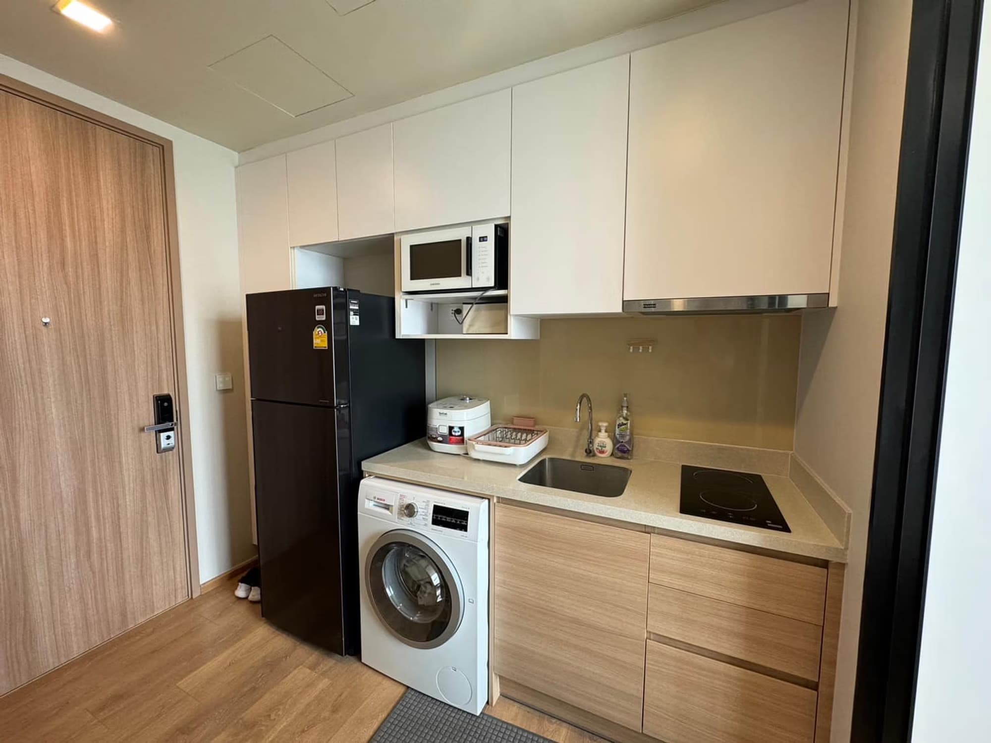 1 Bed Condo for Rent in Watthana - Image 3