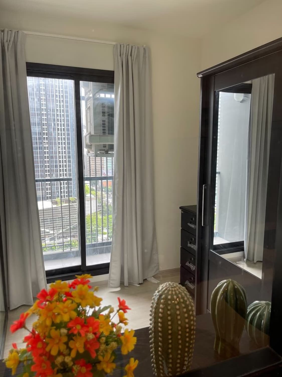 Condo for Rent at Life Asoke - Image 9
