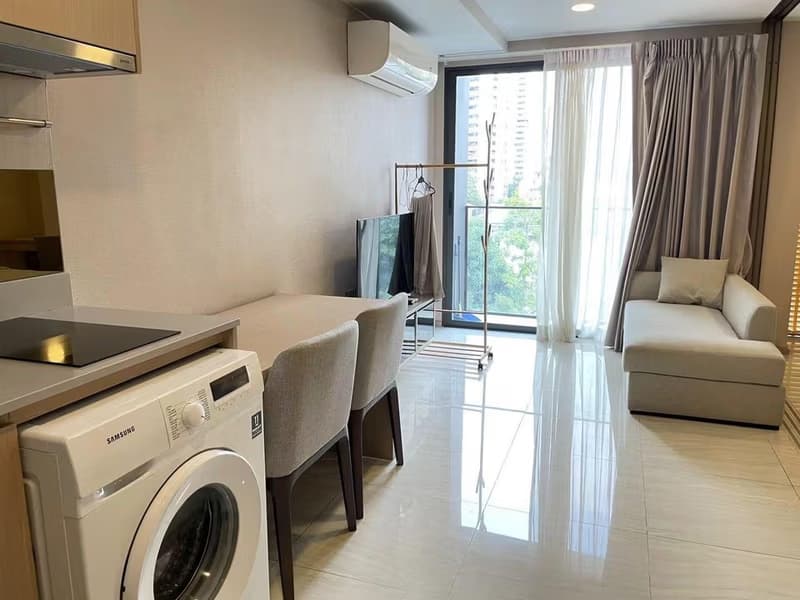 1 Bed Condo for Rent and Sale  Near Sukhumvit MRT