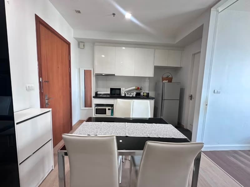1 Bed Condo for Rent in Watthana