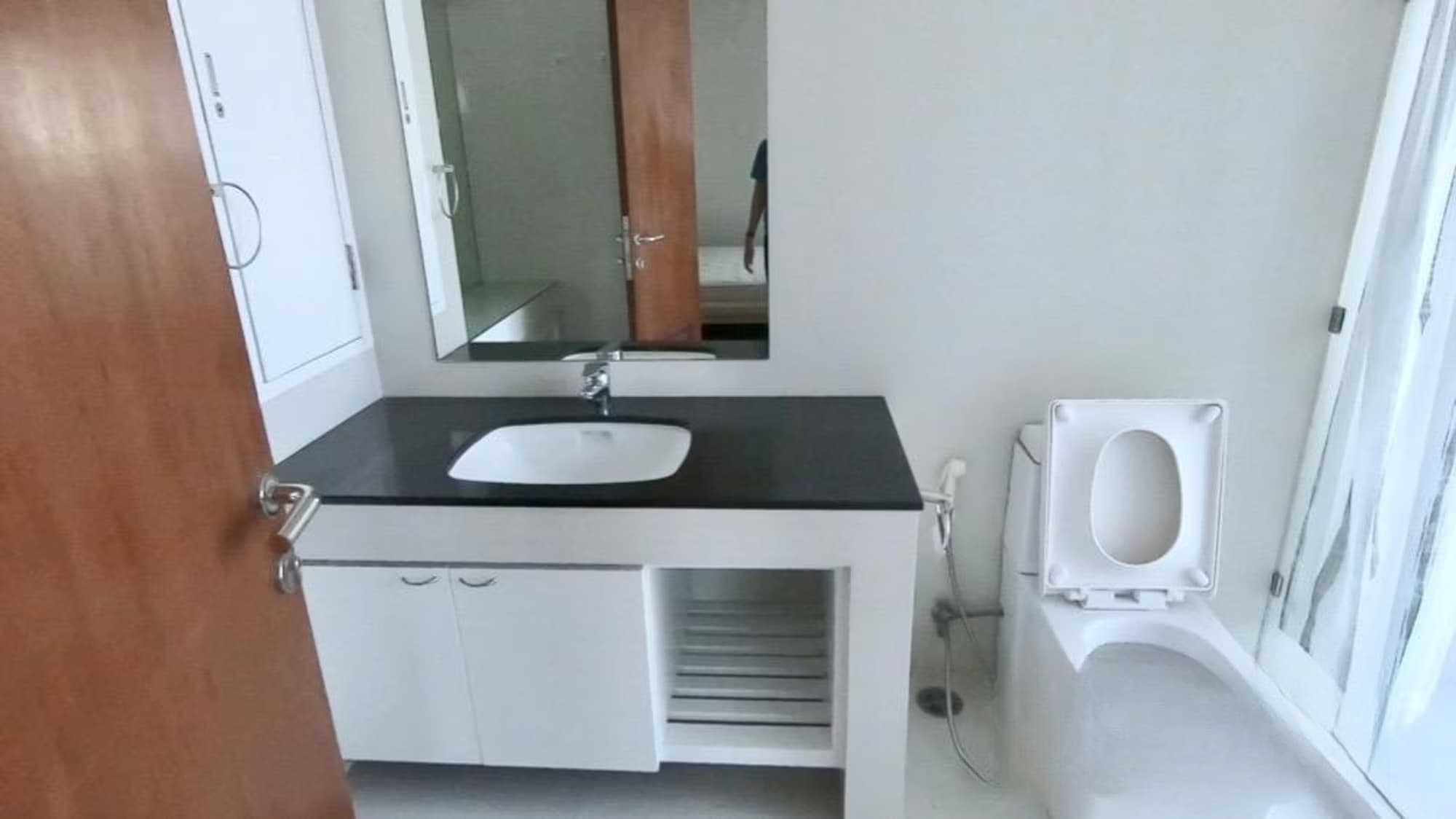 2 Bed Condo for Rent in Bang Kapi - Image 7
