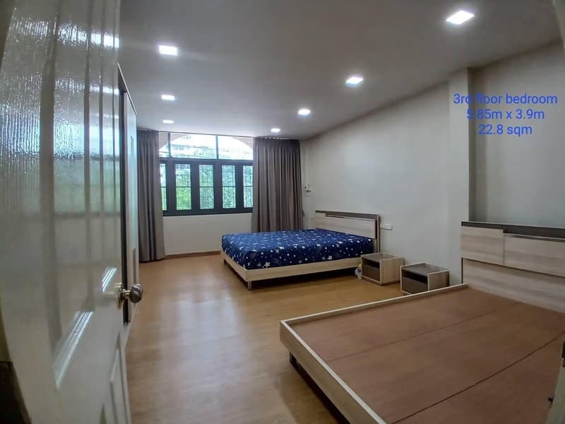 2 Bed Townhouse for Sale in Phra Khanong