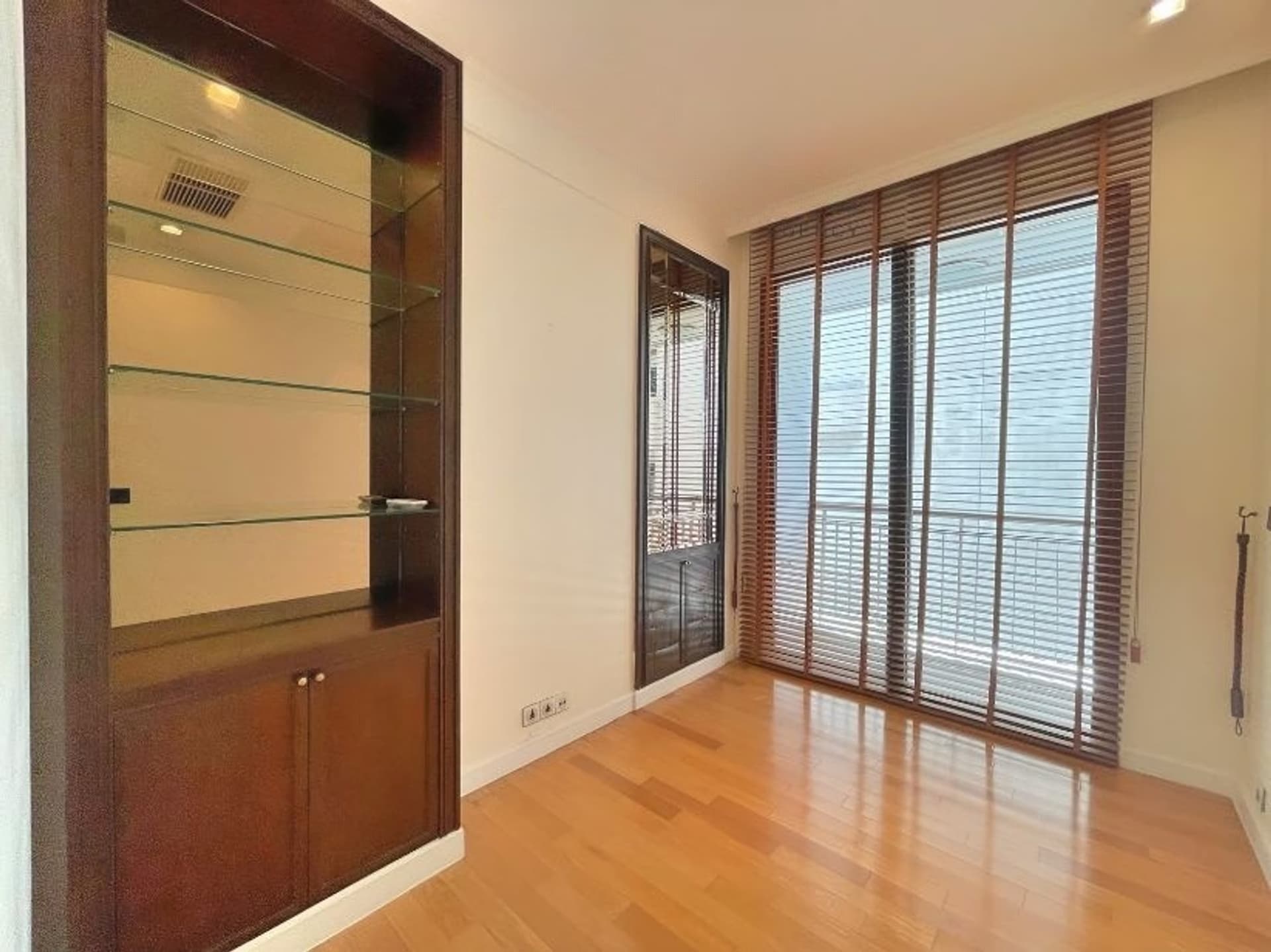 4 ห้องนอน คอนโด สำหรับ ขาย ใน วัฒนา - Image 5