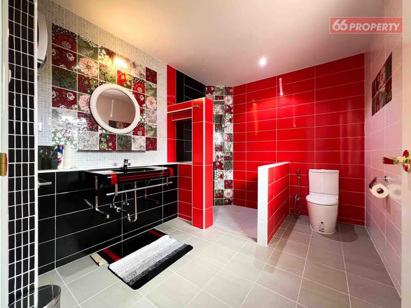 4 Bed House for Sale in Mueang Chiang Mai