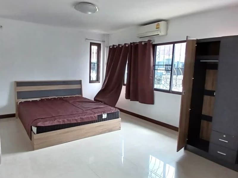 3 Bed House for Rent in San Sai District