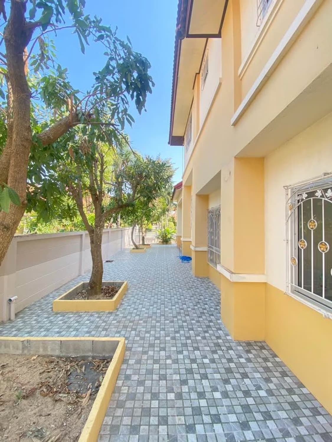 3 Bed House for Rent in Hang Dong District - Image 5