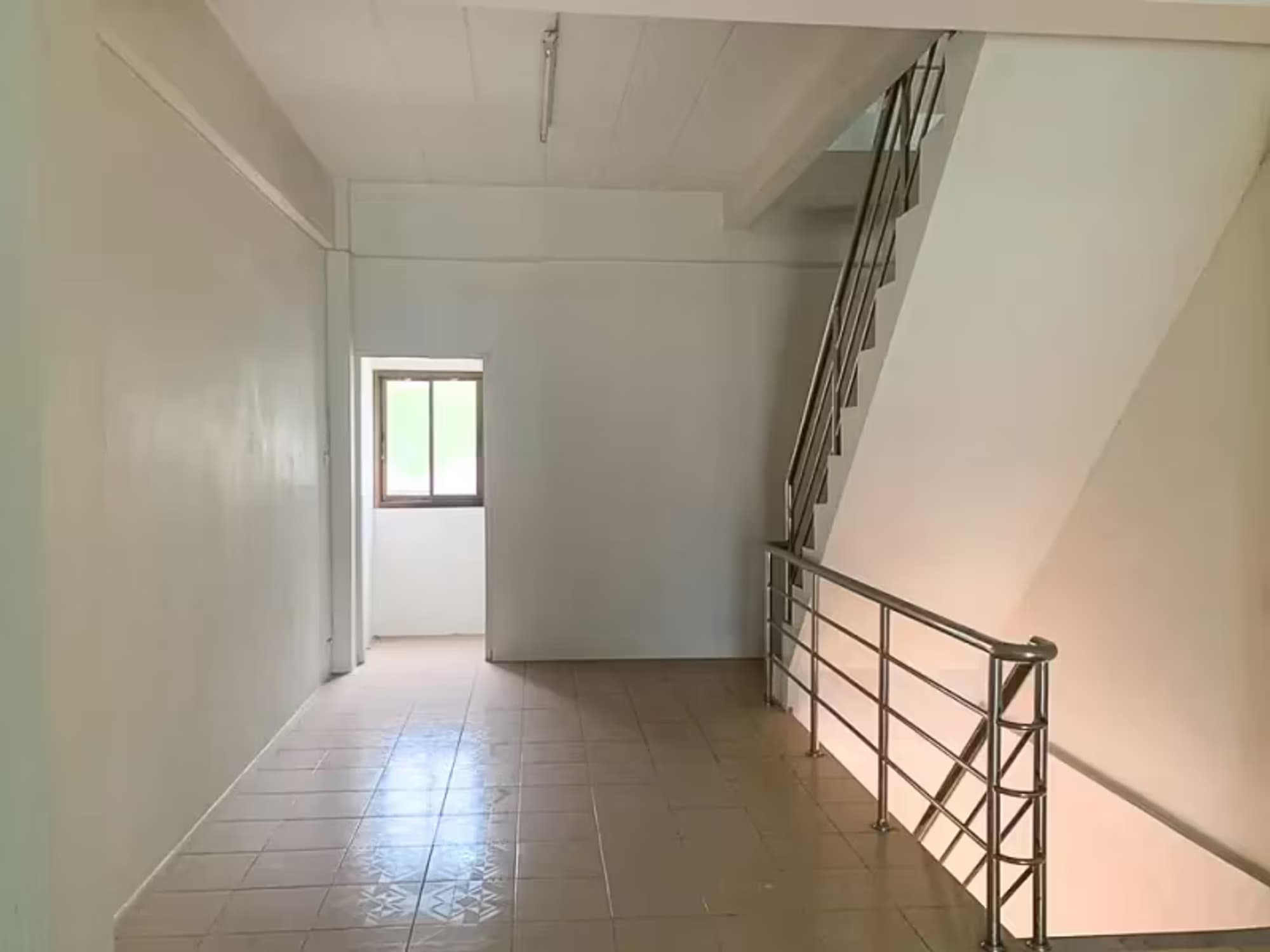 2 Bedroom House - Image 6